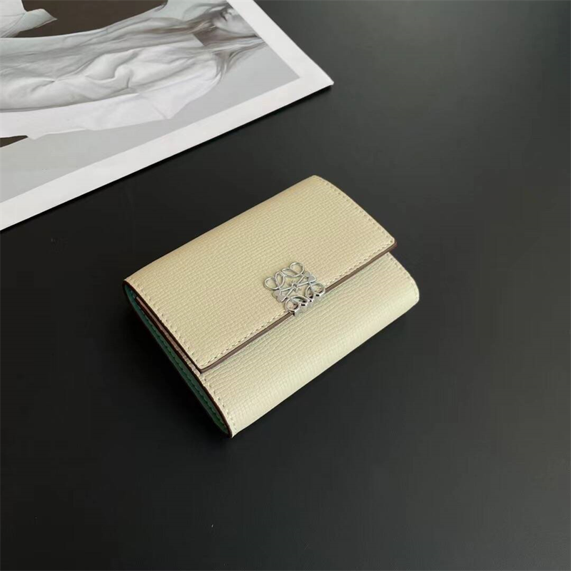 ロエベ 財布 三 つ折り 財布 コンパクト ブランド LOEWE 財布 レディース 人気 ブランド センス の いい 財布 レディース 40 代 使い やすい 財布 ウォレット おすすめ