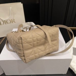 ディオール トゥ ジュール バッグ dior ショルダー バッグ トート バッグ ブランド レディース ミニバッグ ブランド お手頃 40 代 ショルダー バッグ 斜 めがけ ハイ ブランド 小さめ バッグ 人気 ディオール トゥ ジュール バッグ dior ショルダー バッグ トート バッグ ブランド レディース ミニバッグ ブランド お手頃 40 代 ショルダー バッグ 斜 めがけ ハイ ブランド 小さめ バッグ 人気
