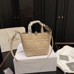 ディオール トゥ ジュール バッグ dior ショルダー バッグ トート バッグ ブランド レディース ミニバッグ ブランド お手頃 40 代 ショルダー バッグ 斜 めがけ ハイ ブランド 小さめ バッグ 人気 ディオール トゥ ジュール バッグ dior ショルダー バッグ トート バッグ ブランド レディース ミニバッグ ブランド お手頃 40 代 ショルダー バッグ 斜 めがけ ハイ ブランド 小さめ バッグ 人気