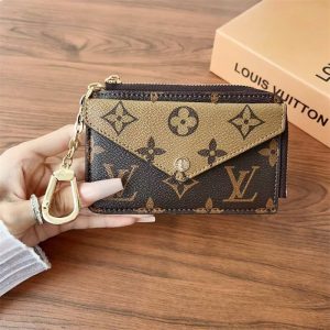 ヴィトン フラグメント ケース ルイヴィトン カードケース 財布代わり 小銭 入れ ハイ ブランド コイン カード ケース ブランド 財布 コンパクト 革 ヴィトン フラグメント ケース ルイヴィトン カードケース 財布代わり 小銭 入れ ハイ ブランド コイン カード ケース ブランド 財布 コンパクト 革