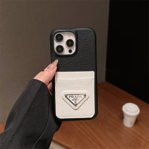プラダ 携帯 ケース iphone17/17プロ スマホケース iphone16 カード 入れる Prada アイ フォン15pro/14/14promax カバー 高級 感 男女 ブランドコピー