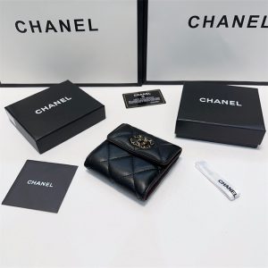 シャネル 財布 コピー CHANEL シャネル 19 ディズヌフ 三つ折り コンパクトウォレットレディース ハイ ブランド スーパーコピー ウォレット 黒 財布 メンズ 三 つ折り