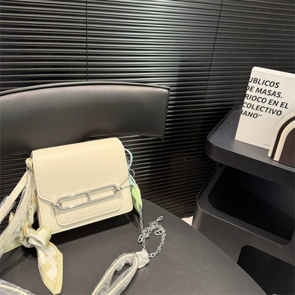 エルメス ミニ HERMES 小さい ショルダー バッグ 本革 シルバー金具 コンパクト バッグ 可愛い 2way ハイ ブランド ポシェット
