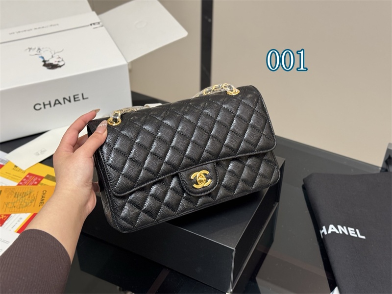 シャネル バッグ コピー chanel マトラッセ ショルダー バッグ チェーン 黒 白 カバン ブランド レディース 鞄 人気 ゴールドロゴ付き