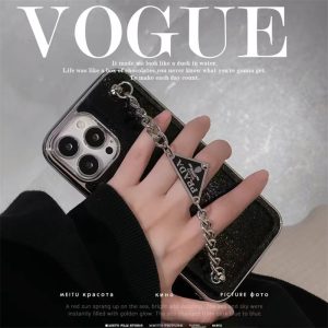 スマホケースプラダ ラメレザー prada iphone16 ケース iphone16pro ケース ハイ ブランド チェーン付き iphone15/15pro ケース メンズ プレゼント ブランド iphone13/12 ケース 芸能人 スマホケースプラダ ラメレザー prada iphone16 ケース iphone16pro ケース ハイ ブランド チェーン付き iphone15/15pro ケース メンズ プレゼント ブランド iphone13/12 ケース 芸能人