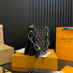 ルイ ヴィトン ショルダーバッグ ヴィトン Vuitton レア クッサン PM ブランドコピー ハイ ブランド バッグ レディース ルイ ヴィトン トート バッグ メンズ ショルダー バッグ ブランド 安い 佐川送料無料 安全サイト
