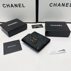 シャネル 財布 コピー CHANEL シャネル 19 ディズヌフ 三つ折り コンパクトウォレットレディース ハイ ブランド スーパーコピー ウォレット 黒 財布 メンズ 三 つ折り