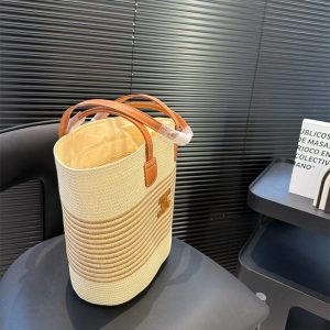 セリーヌ 編みバッグ+編み帽子 セット 夏 新作 組み合わせ celine かご バッグ 編み込み ショルダーバッグ レザー ショッピングバッグ おしゃれ ハンドバッグ セリーヌ 編みバッグ+編み帽子 セット 夏 新作 組み合わせ celine かご バッグ 編み込み ショルダーバッグ レザー ショッピングバッグ おしゃれ ハンドバッグ