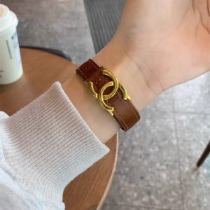 アップル ウォッチ バンド ハイ ブランド S10 ベルト 本革 apple watch カバー ルイ ヴィトン アップル ウォッチ se2 バンド女性 アップル ウォッチ ベルト レザー