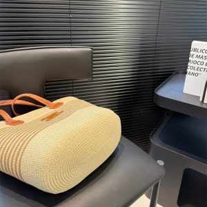 セリーヌ 編みバッグ+編み帽子 セット 夏 新作 組み合わせ celine かご バッグ 編み込み ショルダーバッグ レザー ショッピングバッグ おしゃれ ハンドバッグ セリーヌ 編みバッグ+編み帽子 セット 夏 新作 組み合わせ celine かご バッグ 編み込み ショルダーバッグ レザー ショッピングバッグ おしゃれ ハンドバッグ