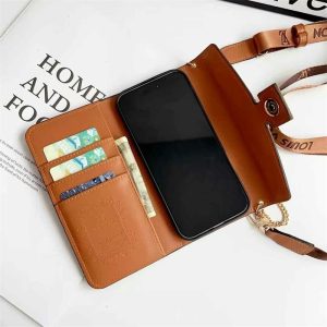 LOUIS VUITTON - ✩ルイヴィトン手帳case⋆.∗̥✩⁺ Amazon.co.jp: [ルイヴィトン] 手帳カバー ダイアリー