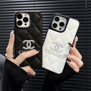シャネル iphone16/16pro ケース chanel iphone15/14pro ケース コピー iphone13/12 ケース ハイ ブランド iphoneケース カップル ブランド iphoneケース レザ