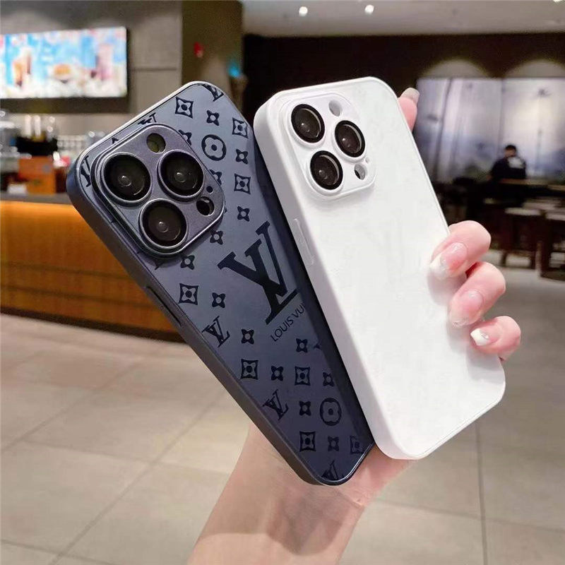 【2025年新作続々】本当に使いやすい夏の「ハイブランドIPhoneケース」まとめ♡ 【2025年新作続々】本当に使いやすい夏の「ハイブランドIPhoneケース」まとめ♡