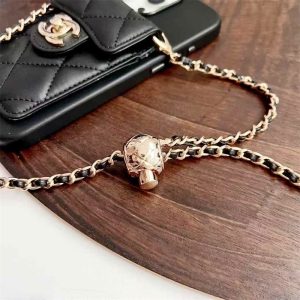 iphone17air/16plus ケース ショルダー ブランド chanel パロディ iphone17/16 ケース iphone15/15plus ケース レザー ブランド マトラッセ iphone14/13 ケース スマホケース 背面収納 iphone ケース 肩掛け ブランド