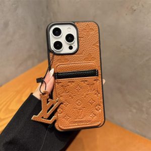 ルイ ヴィトン スマホケース iphone17pro カード 入れ 付き iphone ケース 型押し iphone17 ケース ハイ ブランド iphone ケース 背面 収納 iphone16pro/15/14 ケース 人気 ブランド 女性 50 代