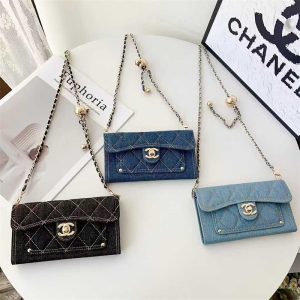 chanel iphone17 ケース 手帳 型 デニム ショルダー チェーン 付き シャネル スマホ ケース iphone17pro 手帳 型 スマホ ショルダー ブランド レディース 手帳 型 iphone16/16pro/15/14 ケース ブランド
