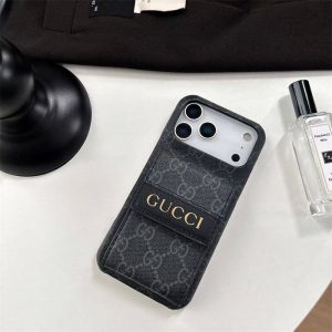 gucci スマホケース iphone17 グッチ iphone ケース 背面 収納 アイフォン 17プロ ケース ハイ ブランド iphone16/16promax ケース カード ケース 付き ブランド スマホケース 流行り