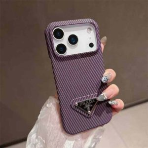 prada スマホケース iphone17 iphone17pro ケース プラダ スマホケース ブランド メンズ iphone16pro/15/14 ケース シンプル おしゃれ