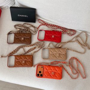スマホ ショルダー シャネル 風 Chanel iphoneケース 17/17pro スマホケース 斜 めがけ ハイブランド iPhone16/16promaxケース ショルダー 人気ランキング iPhone15plus/14plusケース ブランド 女性 40代/30代