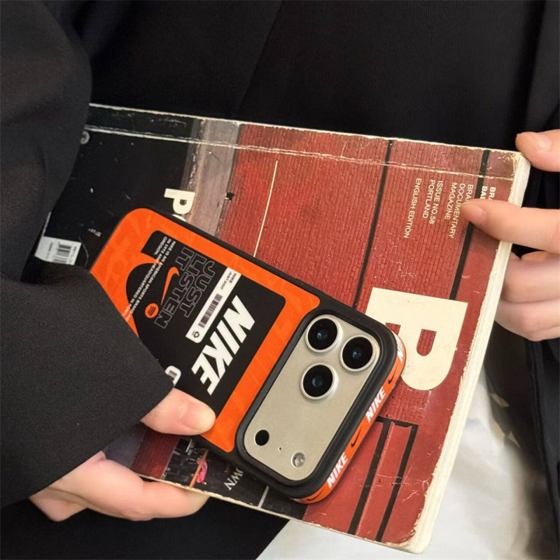 ナイキ iphoneケース 17/17pro Nike スマホケース お揃い スマホケース 高校生 ブランド iPhone16/16promaxケース 可愛い ブランド 韓国アイドル スマホケース ブランド