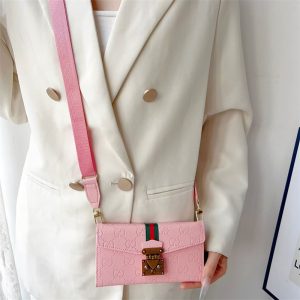 グッチ 手帳 型 iPhone17/17pro max ケース GUCCI スマホケース 手帳型 三つ折り 手帳型 スマホケース ショルダー ブランド iPhone16/15/14proケース 手帳型 ブランド レディース グッチ 手帳 型 iPhone17/17pro max ケース GUCCI スマホケース 手帳型 三つ折り 手帳型 スマホケース ショルダー ブランド iPhone16/15/14proケース 手帳型 ブランド レディース