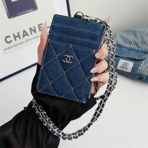 シャネル フラグメント ケース chanel カード ケース チェーン 付き IDカードホルダー ハイブランド レディース パス ケース ブランド 首 掛け 社員 証 ケース かわいい