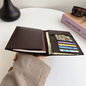 パスポート ケース ハイ ブランド ルイ ヴィトン パスポート ケース チケット も 入る パスポート ケース ブランド メンズ/レディース パスポート ケース おすすめ