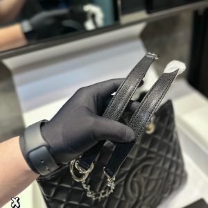 シャネル トート バッグ gst chanel バッグ トート バッグ レディース ブランド 女性 バッグ 人気 40代 ハイブランド 流行り廃り のないブランドバッグ