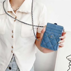 シャネル フラグメント ケース chanel カード ケース チェーン 付き IDカードホルダー ハイブランド レディース パス ケース ブランド 首 掛け 社員 証 ケース かわいい