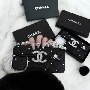 Alternative view of シャネル iphone ケース デコ iphoneケース ハイブランド 女子 chanel スマホ ケース パール チェーン 付き iphoneケース デコ ブランド iphone ケース 芸能人 愛用