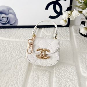 airpods proケース シャネル airpods ケース ハイブランド AirPods Pro 3 ケース CHANEL airpods proケース 人気 かわいい カバン チャーム