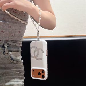 シャネル iphone18pro ケース iphoneケース 人気ブランド 女性 30代 スマホケース パール チェーン 付き iphone17/17proケース 可愛い ブランド iphone16/16promaxケース ハイ ブランド - 画像 (3)